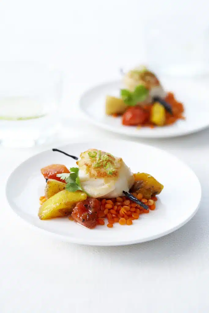 Lentille-corail-St-Jacques-ananas-rotis-et-poivrons-grilles